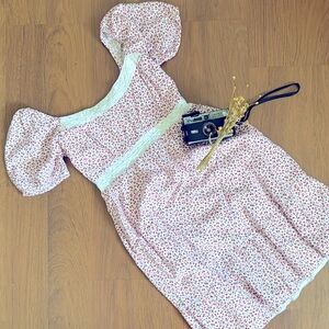 Hollister Ditzy Print Dress in Small-New With Tags!